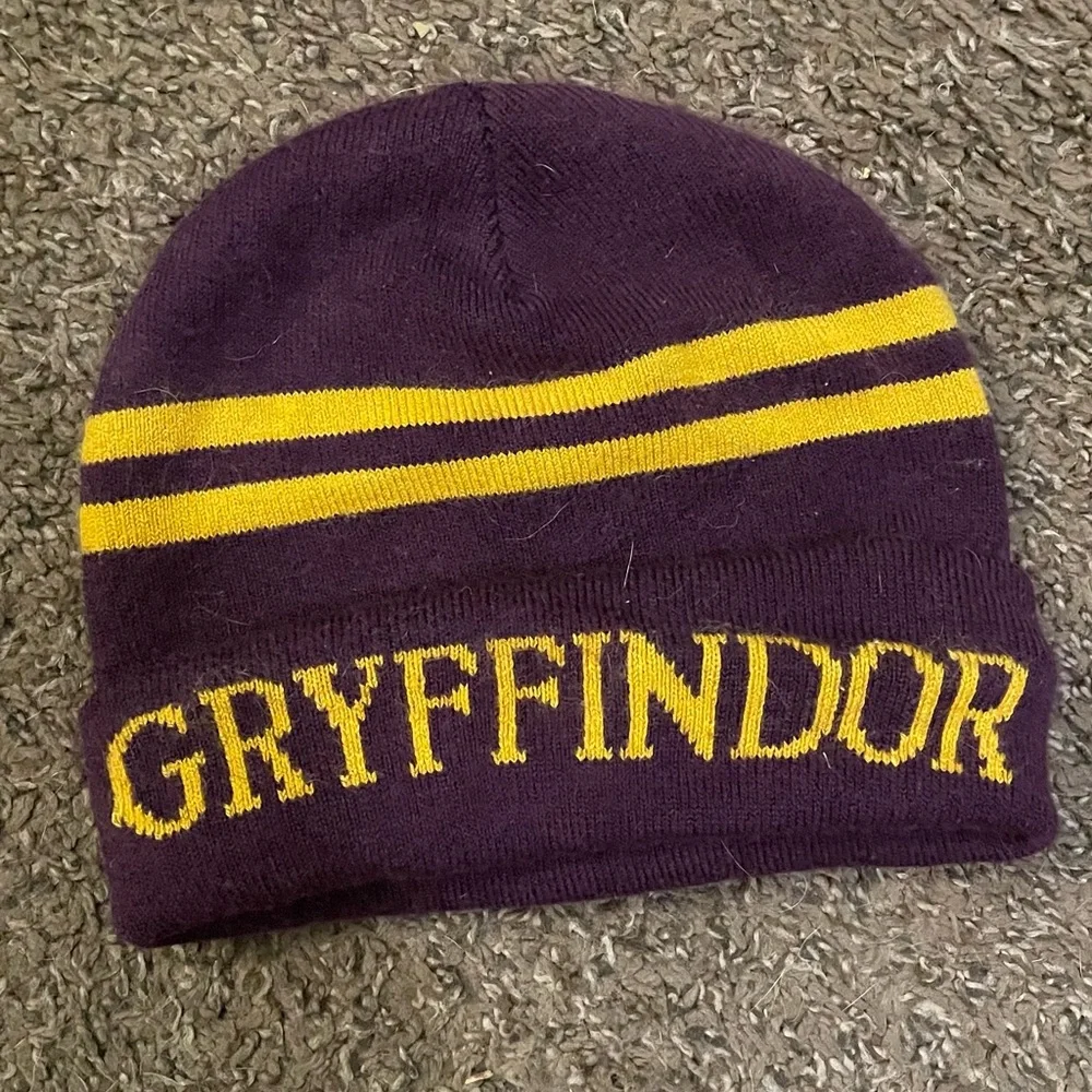 Gryffindor Kids Beanie - Burgundy and Gold